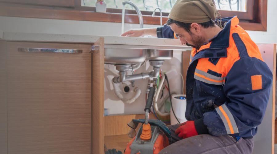 Local expert plumbing services in Tipton, IN